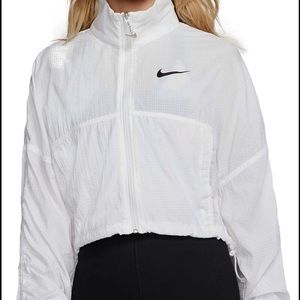 Nike Sportswear Swoosh Women’s Woven Jacket